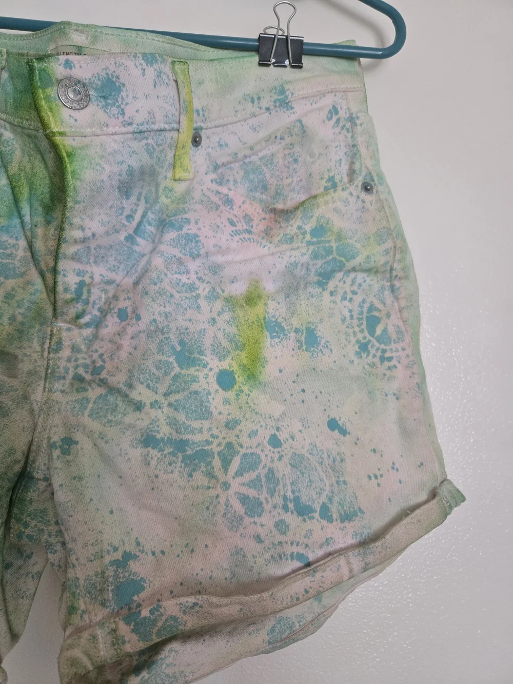 Levi's Boho Tie-Dye Lace Print Women's Shorts Size 31 L